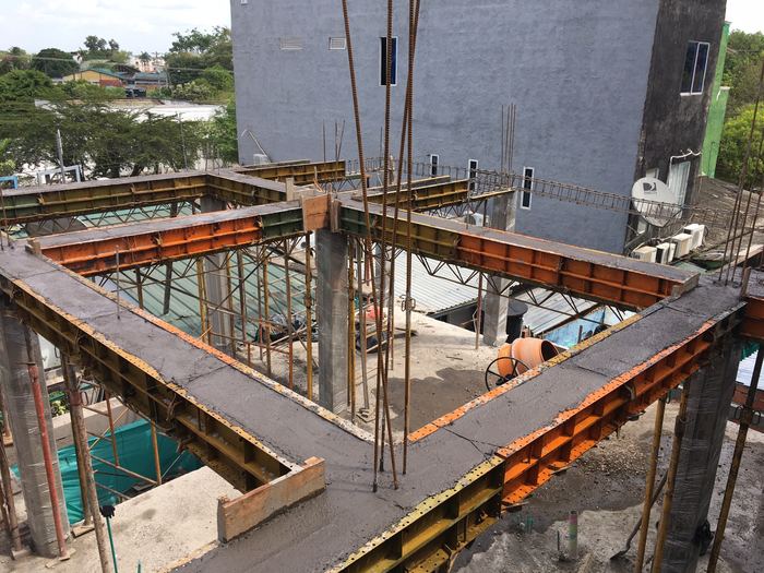 Estructura de concreto en construcción, obra civil